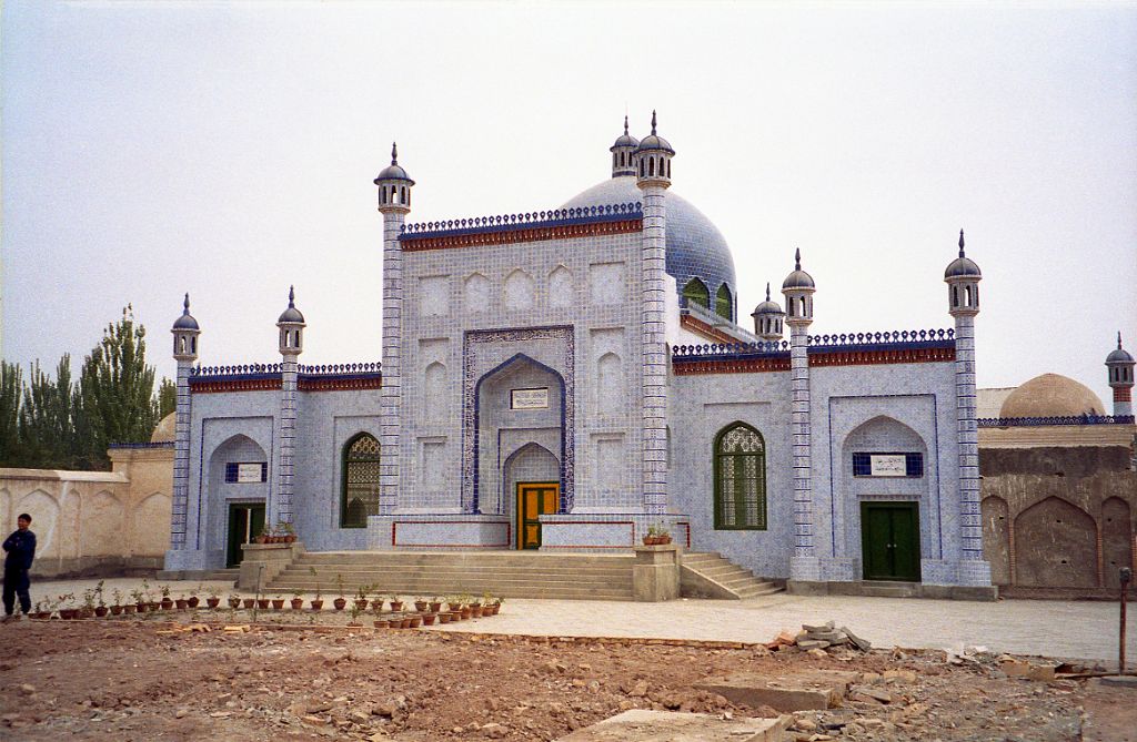 34 Tomb Of Yusuf Has Hajib Outside Near Kashgar 1993